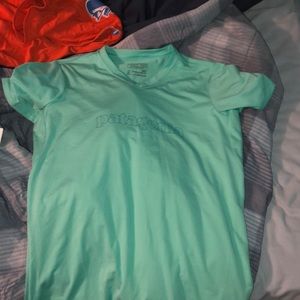 Patagonia greenish shirt